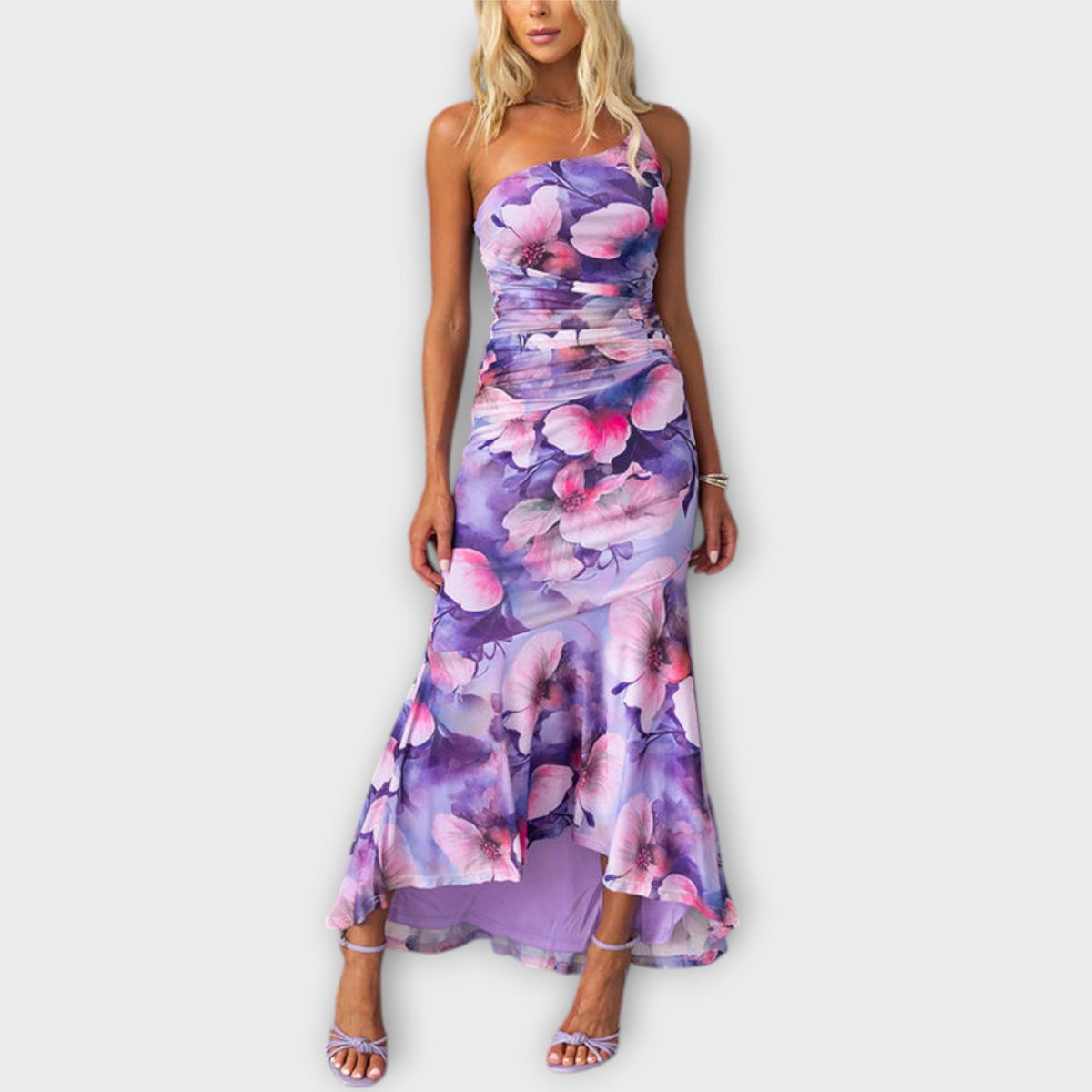 Pia - Maxivestido con fruncido lateral