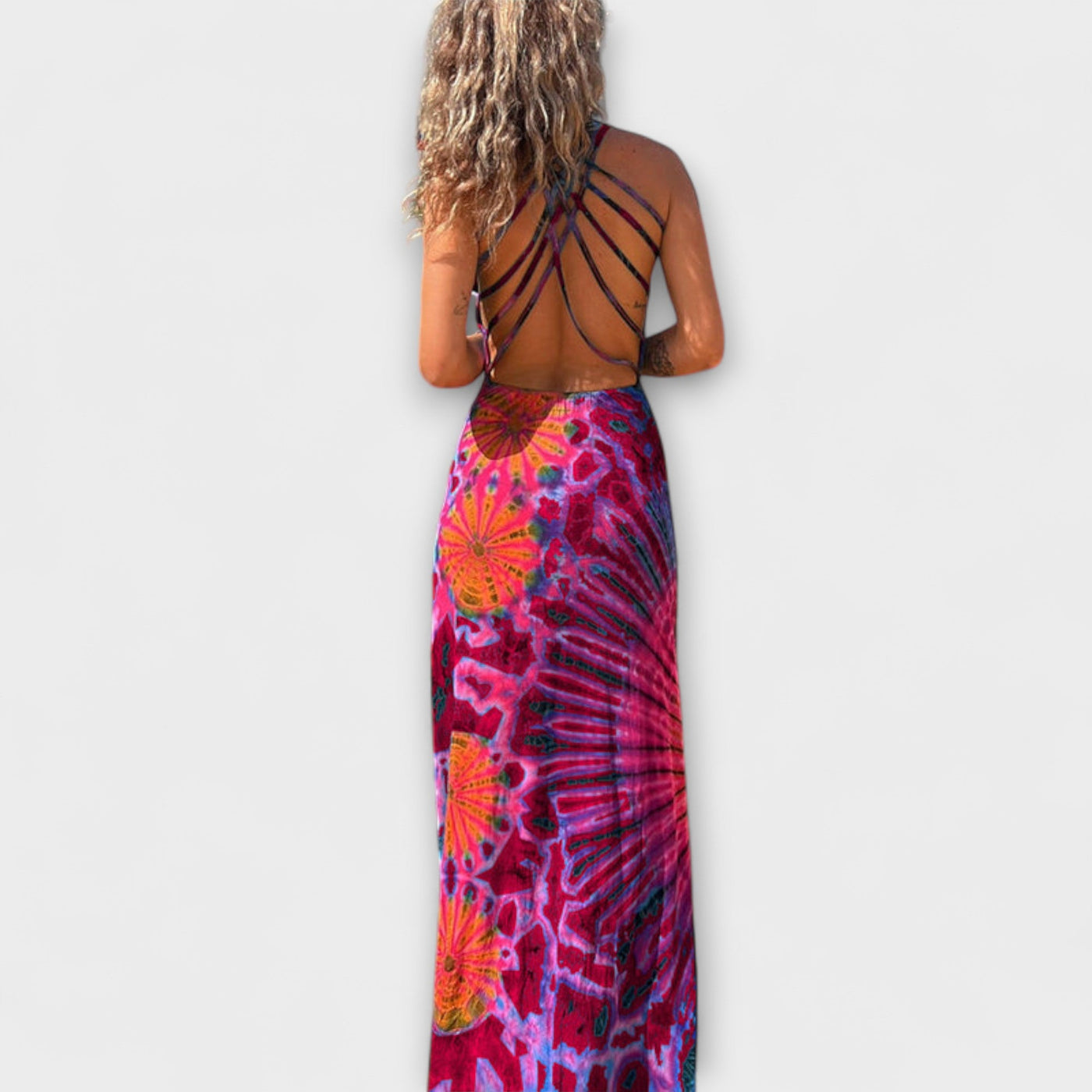 Ronja - El vestido maxilargo con estampado Tie-Dye La Bamba