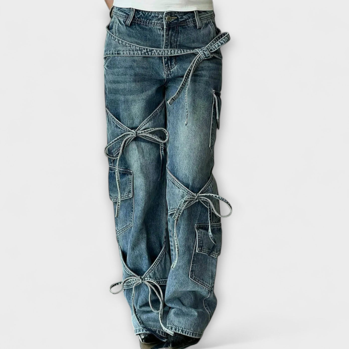 Paloma - Jeans de mezclilla utilitarios con detalle de nudo