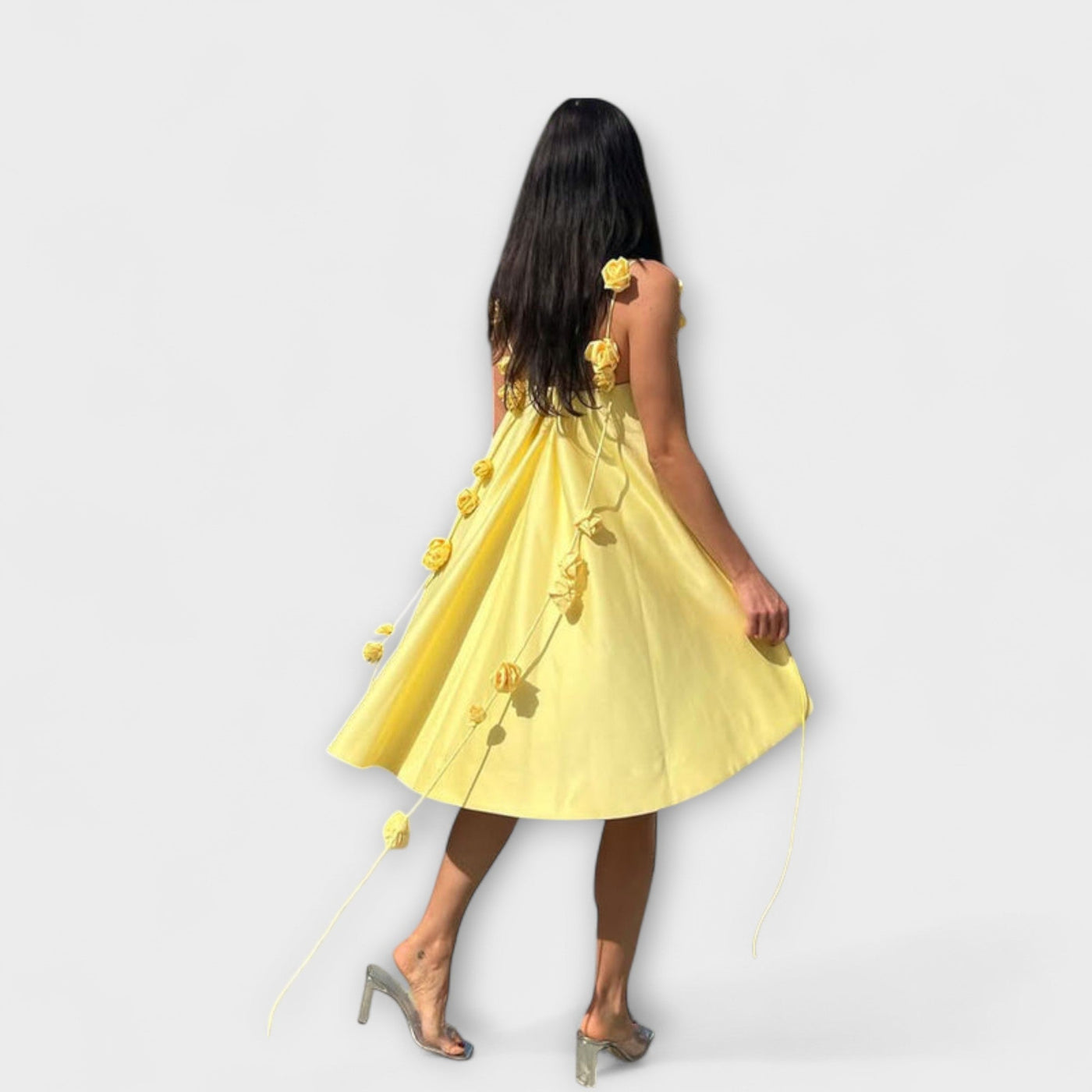 Jordan - Elegante vestido mini sin mangas con estampado floral