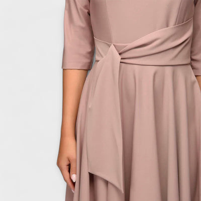 Elegante vestido tipo swing