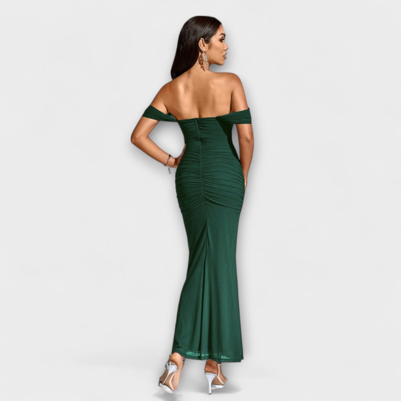 Ione - Vestido Bodycon con Hombros Descubiertos