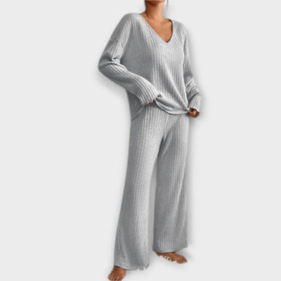 Kathy - Conjunto de Dos Piezas Acogedor
