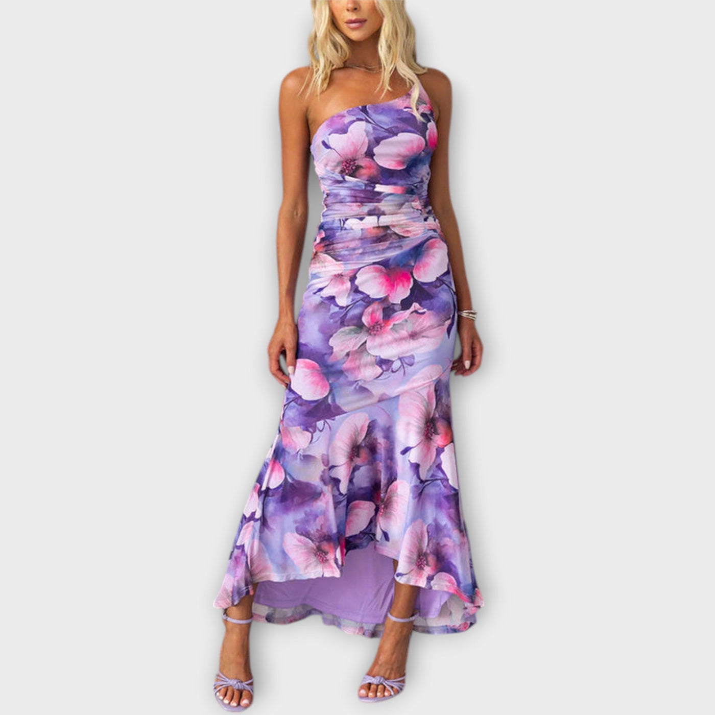 Pia - Maxivestido con fruncido lateral