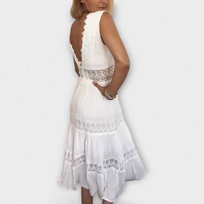 Aurélie - Elegante vestido de encaje con escote en V