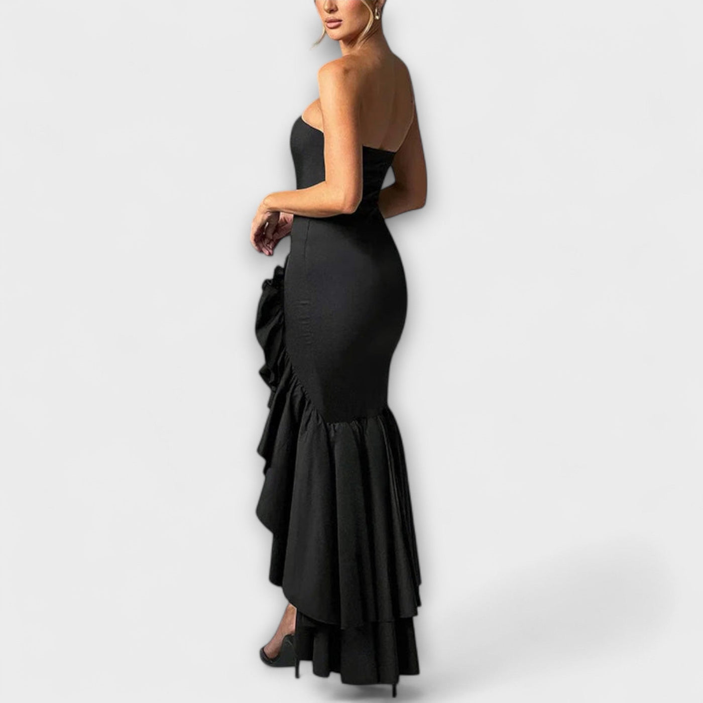 Zuri - Vestido Maxivestido Ajustado con Hombros Descubiertos y Dobladillo Asimétrico