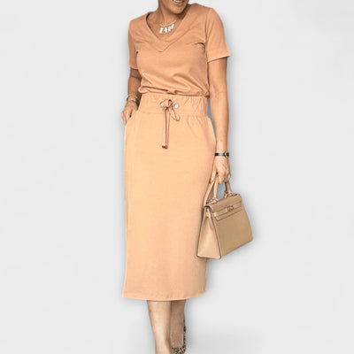 Danielle - Elegante Top con V-Ausschnitt y Falda